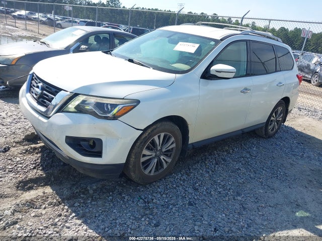 Nissan 2017 2017 5N1DR2MN9HC601874 Image 2