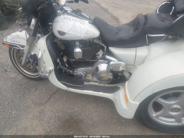 2002 HARLEY-DAVIDSON FLHTCUI 1HD1FCW102Y637803 Photo 8