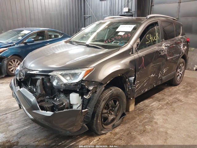 JTMBFREVXJJ732745 Toyota RAV4 LE