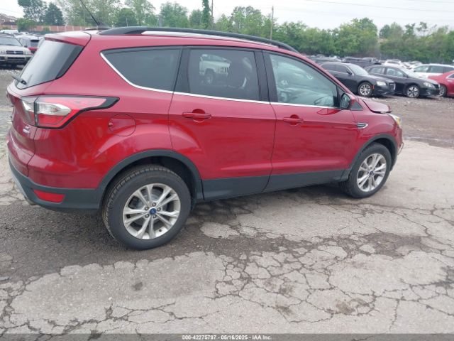 1FMCU9GD7JUD46678 Ford ESCAPE SE