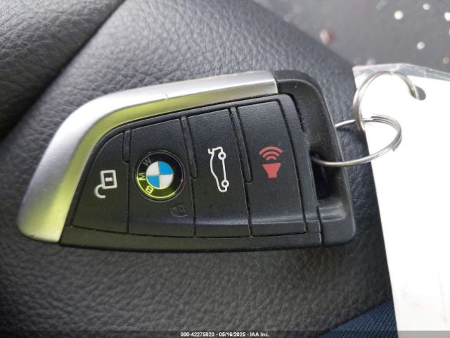 2022 BMW X1 WBXJG7C01N5U48877 Photo 10