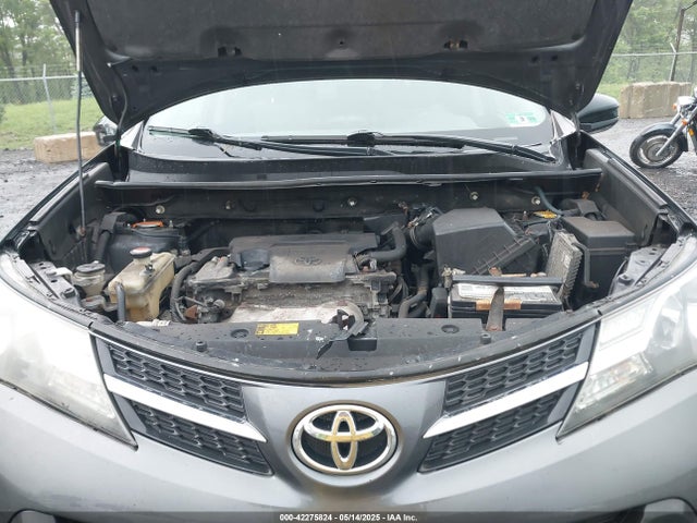 Toyota RAV4 LE 2014 JTMBFREVXED094789 Image 10