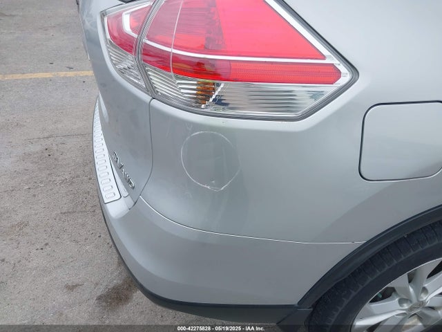 KNMAT2MVXFP508005 Nissan ROGUE SV