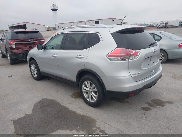 KNMAT2MVXFP508005 Nissan ROGUE SV