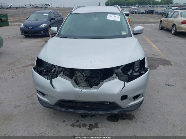 KNMAT2MVXFP508005 Nissan ROGUE SV