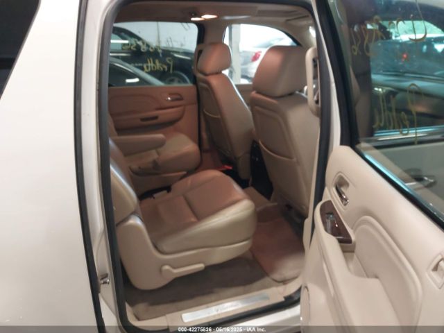 2011 CADILLAC ESCALADE ESV 1GYS4HEF1BR341957 Photo 7