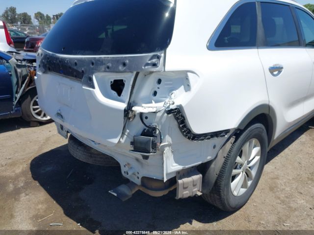 5XYPG4A53HG302674 KIA Sorento 3.3l Lx