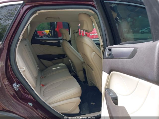 5LMCJ1C98JUL30207 Lincoln Mkc Premiere