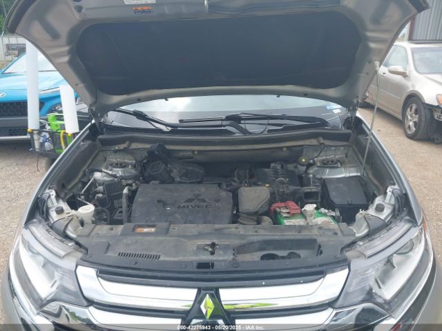 JA4AD3A35JZ007942 Mitsubishi Outlander Sel