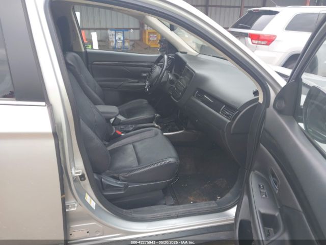 JA4AD3A35JZ007942 Mitsubishi Outlander Sel