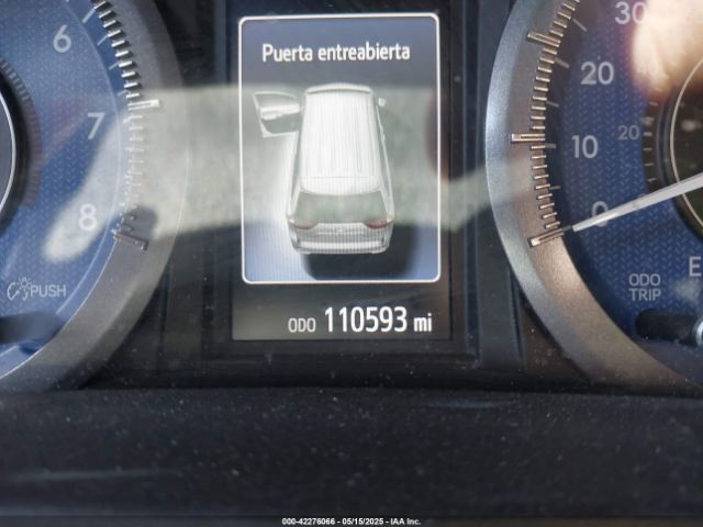 5TDYK3DC6FS561960 Toyota Sienna Xle 8 Passenger
