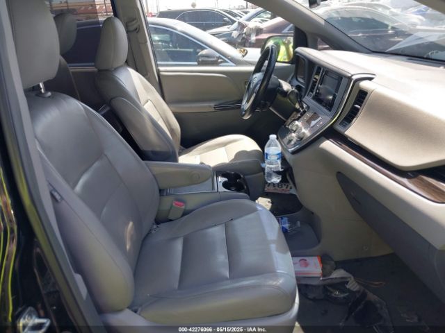 5TDYK3DC6FS561960 Toyota Sienna Xle 8 Passenger