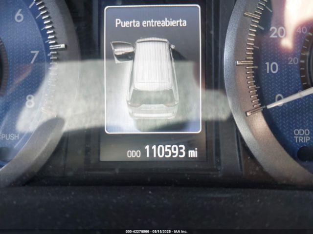 5TDYK3DC6FS561960 Toyota Sienna Xle 8 Passenger