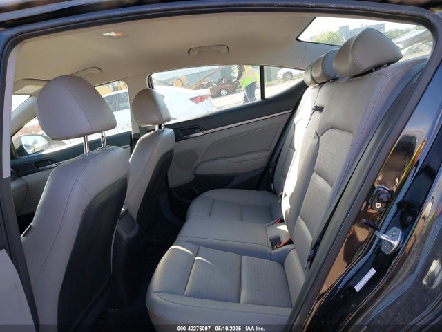 KMHD84LF3HU316901 Hyundai 2017