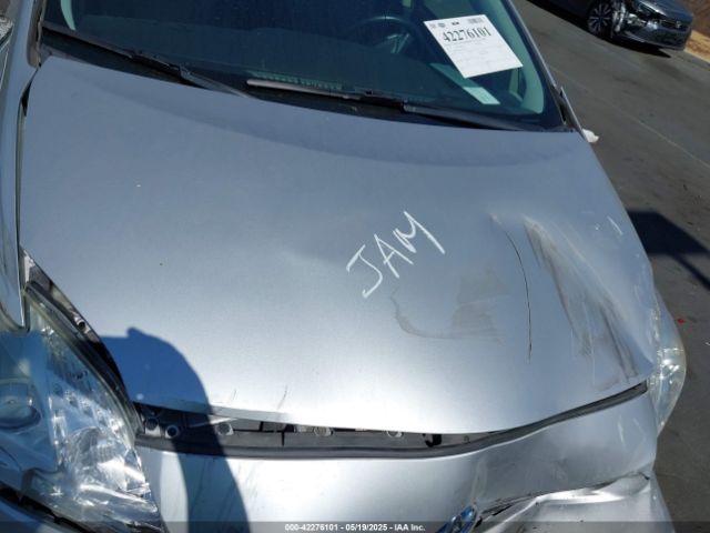 JTDKN3DU3F1915579 Toyota Prius Four