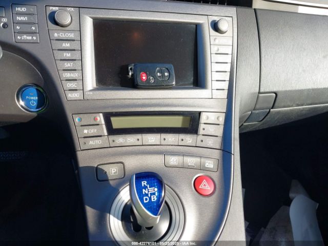 JTDKN3DU3F1915579 Toyota Prius Four