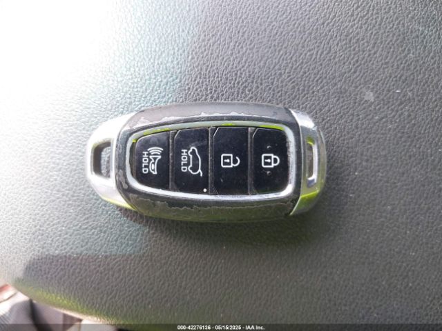2018 HYUNDAI KONA KM8K62AA5JU178485 Photo 10