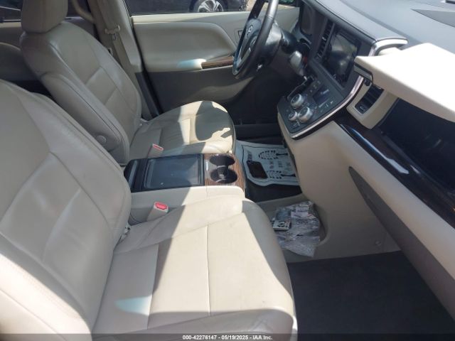 5TDYK3DC5FS613045 Toyota Sienna Xle Premium 8 Passenger