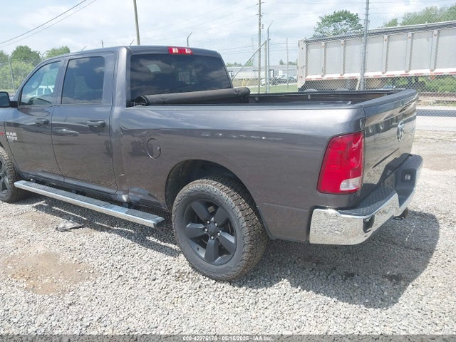 1C6RR7SM1KS696999 RAM 1500 Classic Tradesman  4x4 6'4 Box