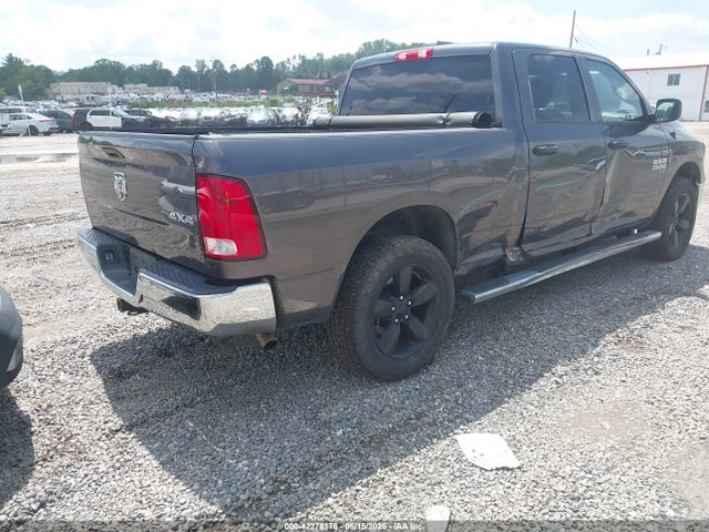 1C6RR7SM1KS696999 RAM 1500 Classic Tradesman  4x4 6'4 Box