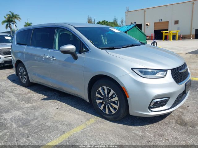 2023 CHRYSLER PACIFICA HYBRID 2C4RC1L73PR599182