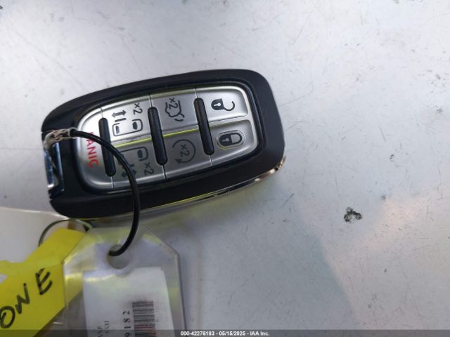 2C4RC1L73PR599182 Chrysler Pacifica Hybrid Touring L