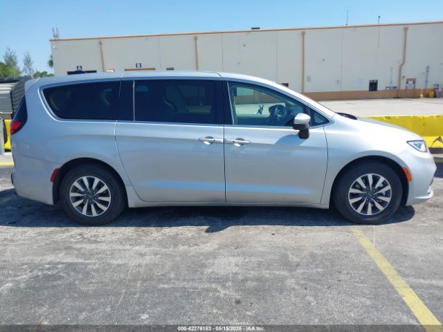 2C4RC1L73PR599182 Chrysler Pacifica Hybrid Touring L