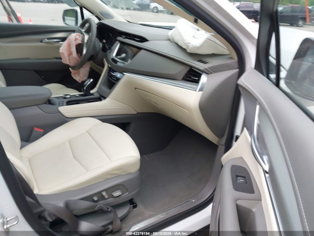 2024 CADILLAC XT5 1GYKNDRS6RZ728334 Photo 4