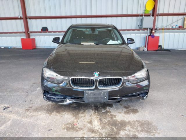 WBA8A3C3XHA067134 BMW 320i Xdrive