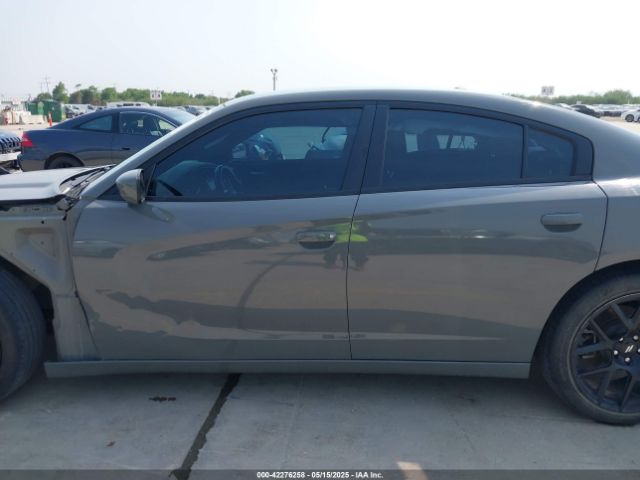 2C3CDXBG4JH186471 Dodge Charger Sxt Rwd