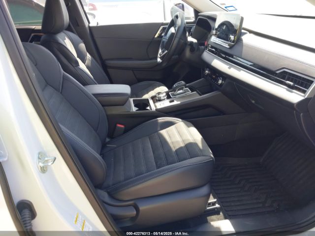 2024 MITSUBISHI OUTLANDER JA4J3VA87RZ080669 Photo 4