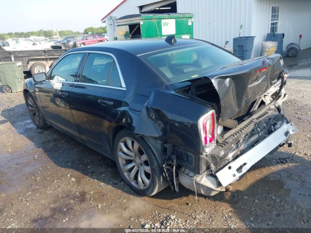 2017 CHRYSLER 300 2C3CCAAG8HH625845 Photo 2