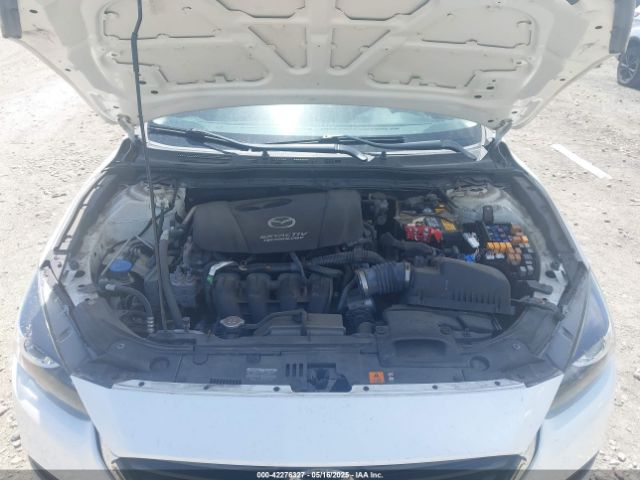 2018 MAZDA MAZDA3 3MZBN1U71JM222842 Photo 9