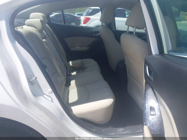 2018 MAZDA MAZDA3 3MZBN1U71JM222842 Photo 7