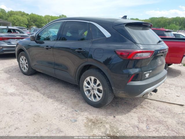 1FMCU9GN7PUB17659 Ford Escape Active