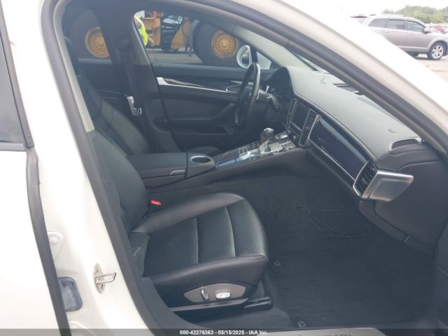 2011 PORSCHE PANAMERA WP0AA2A7XBL013459 Photo 4
