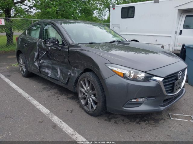 3MZBN1V31JM268280 Mazda Mazda3 Touring