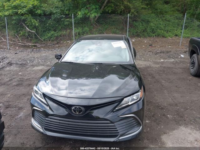 4T1C11AK8NU716222 Toyota CAMRY LE