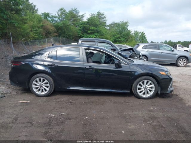 4T1C11AK8NU716222 Toyota CAMRY LE