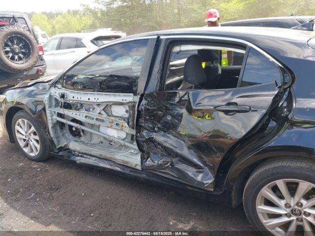 4T1C11AK8NU716222 Toyota CAMRY LE