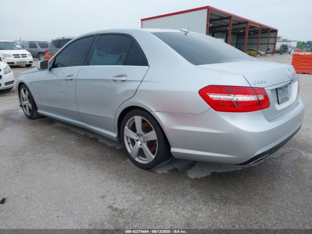 2010 MERCEDES-BENZ E 550 WDDHF7CB9AA018134 Photo 2