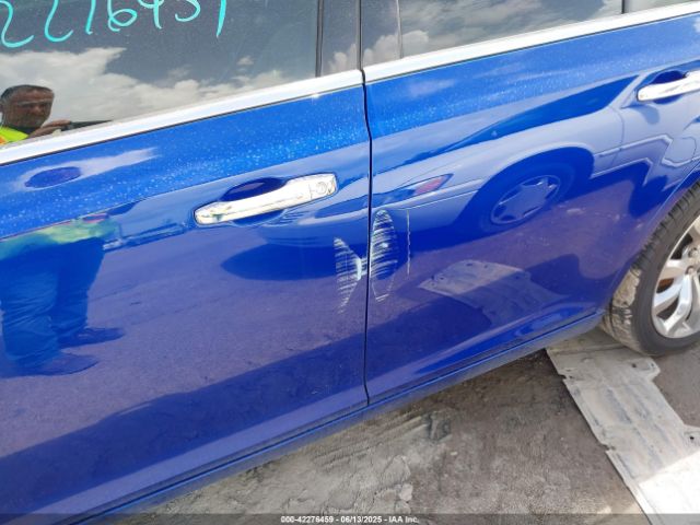 2018 CHRYSLER 300 2C3CCAEG8JH243461 Photo 5