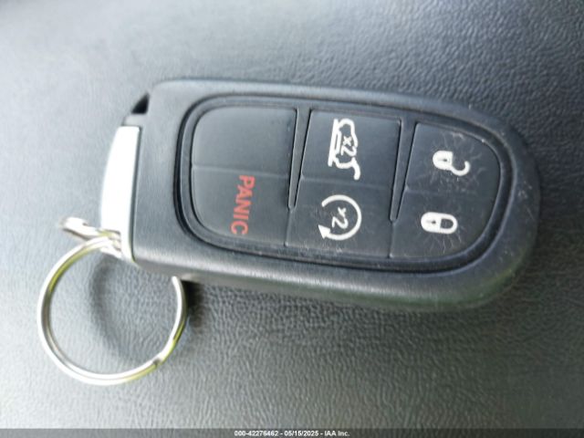 1C4PJMCB7FW681599 Jeep Cherokee Latitude