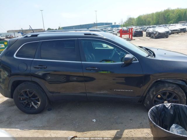 1C4PJMCB7FW681599 Jeep Cherokee Latitude