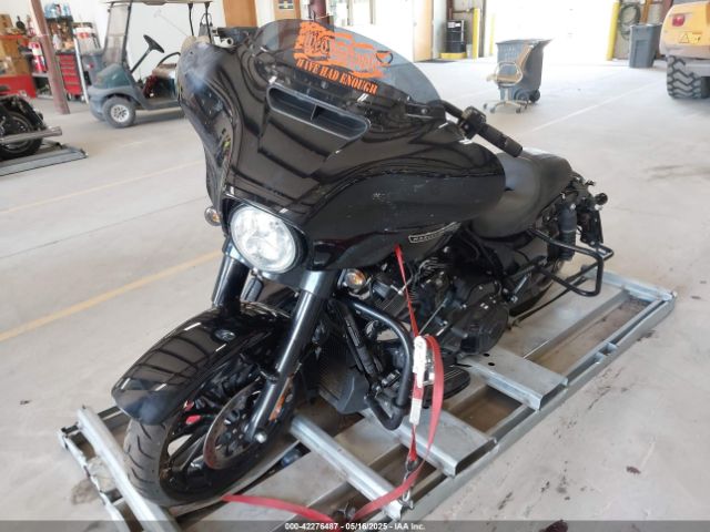 2019 HARLEY-DAVIDSON FLHXS 1HD1KRP16KB637322 Photo 1