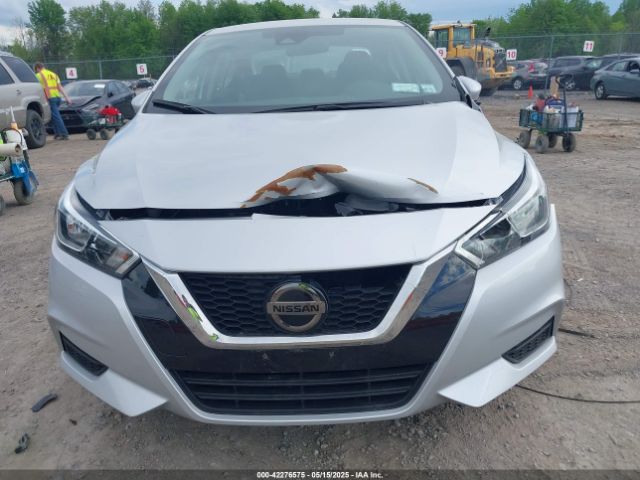 3N1CN8EV8ML826396 Nissan Versa Sv Xtronic Cvt