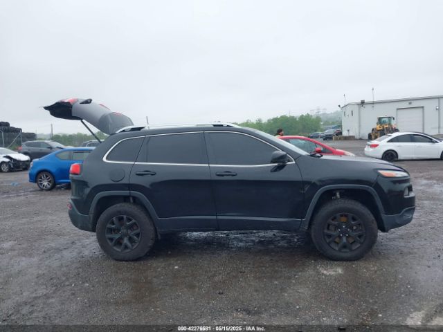 1C4PJMDB7HW599633 Jeep Cherokee Limited 4x4