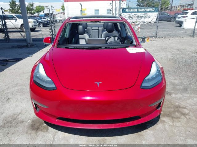 5YJ3E1EA4JF022432 Tesla 2018