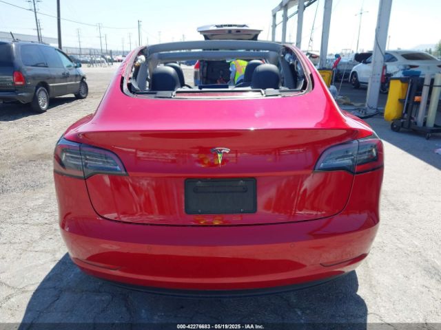 5YJ3E1EA4JF022432 Tesla 2018