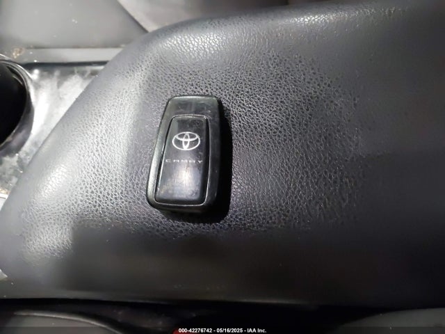 4T1B11HK8KU709218 Toyota CAMRY LE